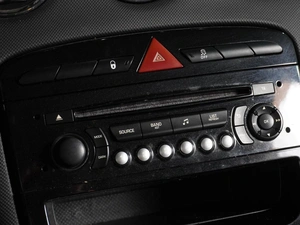 Хетчбэк Peugeot 308 2013 года, 629000 рублей, Воронеж