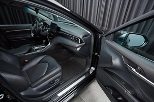 Седан Toyota Camry 2021 года, 2999000 рублей, Красноярск