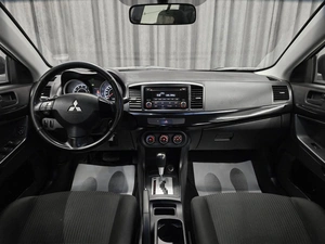 Седан Mitsubishi Lancer 2013 года, 899000 рублей, Красноярск