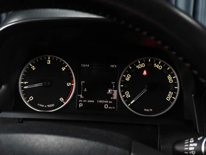 Внедорожник Land Rover Discovery 2012 года, 2149000 рублей, Тюмень