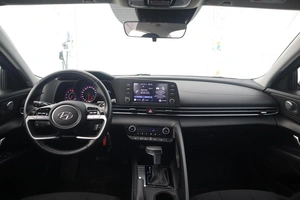 Седан Hyundai Elantra 2021 года, 1995000 рублей, Орёл