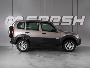 Внедорожник Chevrolet Niva 2018 года, 899000 рублей, Минеральные Воды