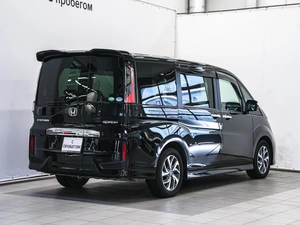 Минивэн Honda Stepwgn Spada 2016 года, 1650000 рублей, Красноярск