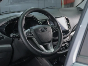 Универсал ВАЗ (LADA) Vesta 2019 года, 929000 рублей, Сургут