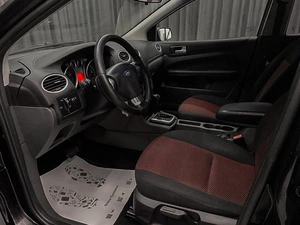 Хетчбэк Ford Focus 2007 года, 590000 рублей, Красноярск