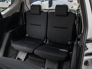 Минивэн Toyota Sienta 2017 года, 1805000 рублей, Краснодар