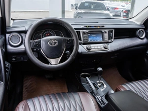 Внедорожник Toyota RAV4 2015 года, 1799000 рублей, Волгоград