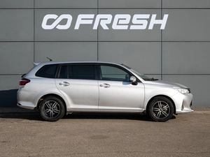 Универсал Toyota Corolla Fielder 2019 года, 1560000 рублей, Краснодар