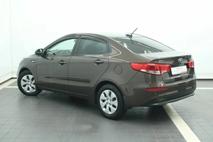 Седан Kia Rio 2017 года, 1099000 рублей, Красноярск