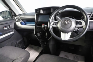 Минивэн Toyota Roomy 2018 года, 1179000 рублей, Новосибирск
