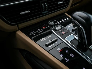 Внедорожник Porsche Cayenne 2018 года, 5139000 рублей, Волгоград