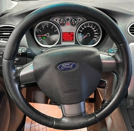 Хетчбэк Ford Focus 2010 года, 667000 рублей, Красноярск