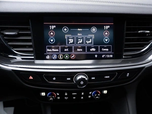 Универсал Opel Insignia 2020 года, 2169000 рублей, Санкт-Петербург