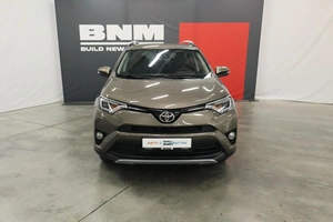 Внедорожник Toyota RAV4 2018 года, 2790000 рублей, Курск