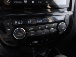 Внедорожник Nissan X-Trail 2015 года, 1599000 рублей, Саратов
