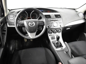 Седан Mazda 3 2010 года, 529900 рублей, Казань