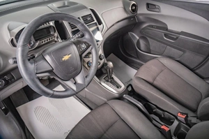Седан Chevrolet Aveo 2012 года, 649000 рублей, Томск
