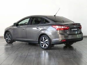 Седан Ford Focus 2012 года, 799000 рублей, Саратов