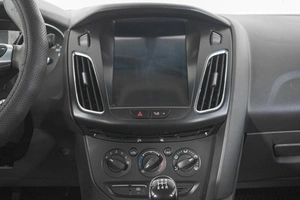 Седан Ford Focus 2013 года, 649000 рублей, Кемерово