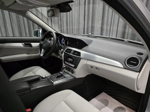 Седан Mercedes-benz C-класс 2011 года, 1299000 рублей, Красноярск