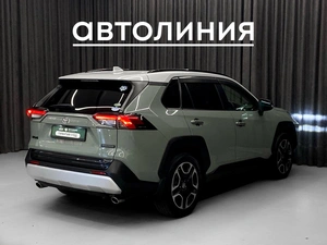 Внедорожник Toyota RAV4 2020 года, 3500000 рублей, Красноярск