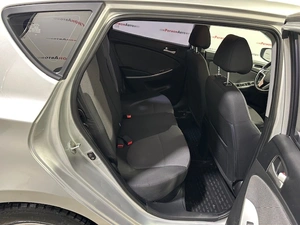 Хетчбэк Hyundai Solaris 2013 года, 865000 рублей, Красноярск