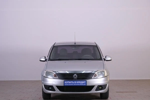 Седан Renault Logan 2012 года, 569000 рублей, Омск