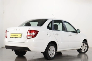 Седан ВАЗ (LADA) Granta 2022 года, 919000 рублей, Челябинск