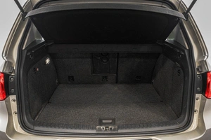 Внедорожник Volkswagen Tiguan 2010 года, 949000 рублей, Барнаул