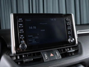 Внедорожник Toyota RAV4 2019 года, 2999000 рублей, Волгоград