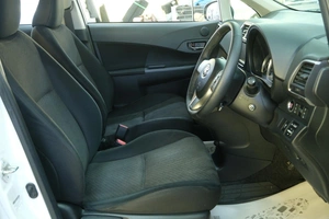 Хетчбэк Toyota Ractis 2015 года, 989000 рублей, Омск