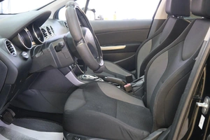 Хетчбэк Peugeot 308 2010 года, 549000 рублей, Омск
