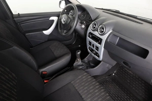 Седан Renault Logan 2013 года, 349000 рублей, Пермь