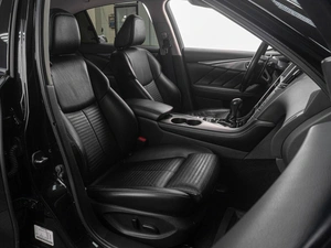 Седан Infiniti Q50 2014 года, 1549000 рублей, Тюмень