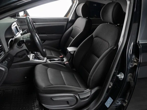 Седан Hyundai Elantra 2018 года, 1599000 рублей, Тюмень