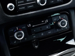 Внедорожник Volkswagen Touareg 2018 года, 4750000 рублей, Краснодар