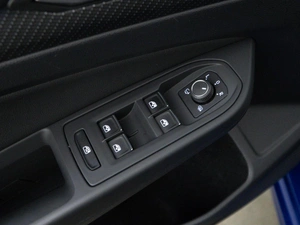 Хетчбэк Volkswagen Golf R 2021 года, 5846900 рублей, Москва