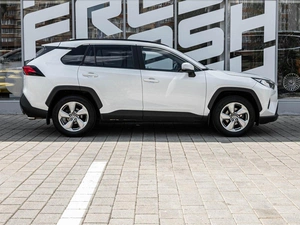 Внедорожник Toyota RAV4 2020 года, 3830000 рублей, Ставрополь
