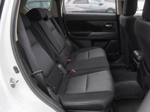 Внедорожник Mitsubishi Outlander 2018 года, 1939000 рублей, Волгоград