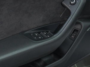 Седан Audi A6 2012 года, 2499000 рублей, Сургут