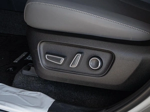 Внедорожник Toyota RAV4 2026 года, 4600000 рублей, Краснодар