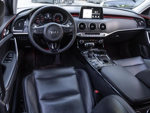 Лифтбек Kia Stinger 2019 года, 2390000 рублей, Волгоград