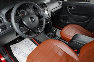 Седан Volkswagen Polo 2015 года, 769000 рублей, Тюмень