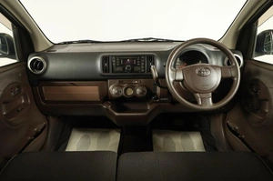 Хетчбэк Toyota Passo 2015 года, 759000 рублей, Новосибирск