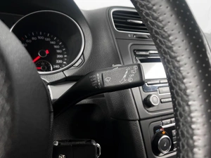 Хетчбэк Volkswagen Golf 2011 года, 749900 рублей, Казань
