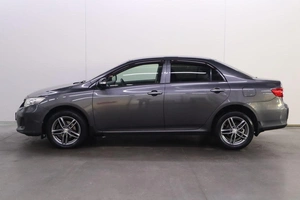 Седан Toyota Corolla 2010 года, 1370000 рублей, Брянск