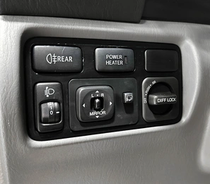 Внедорожник Toyota Land Cruiser 2006 года, 2387000 рублей, Красноярск