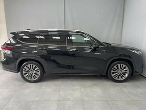 Внедорожник Toyota Highlander 2021 года, 6240000 рублей, Красноярск