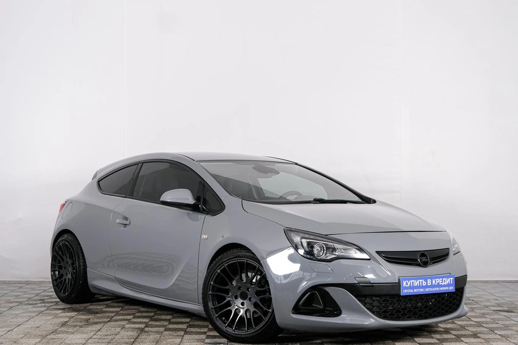 Хетчбэк Opel Astra GTC 2012 года, 899000 рублей, Красноярск