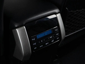 Внедорожник Toyota Land Cruiser Prado 2019 года, 5879000 рублей, Тюмень